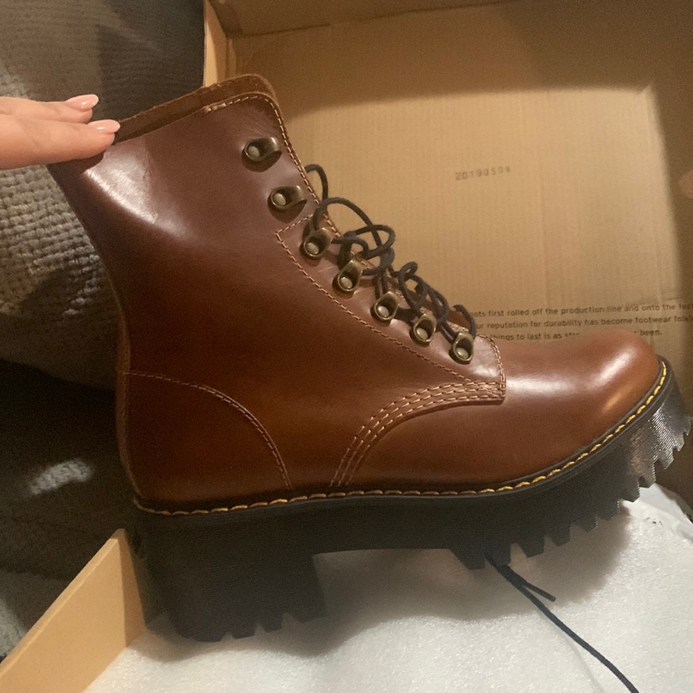 Ordered the wrong ones but my best friend loves her Leonas!